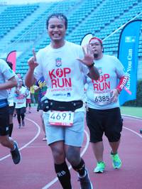 BIB: 725, 201, 6385, 4691
                            <button type="button" onclick="openModal(5927086)" class="btn btn-primary btn-sm float-right btn-popup" data-toggle="modal" data-target=".modal-high-quality">
                        <i class="fas fa-shopping-cart"></i> Add to Cart
                    </button>
                                            <button type="button" onclick="isThisMe(5927086, true)" class="btn btn-success btn-sm float-right btn-popup btn-isme hidden" data-toggle="tooltip" data-placement="bottom" title="นี่คือรูปของคุณใช่ไหม คลิกที่นี่เพื่อเอาเข้าอัลบั้ม">
                        <i class="fas fa-plus"></i> Add to album
                    </button>
                    <button type="button" onclick="isThisMe(5927086, false)" class="btn btn-warning btn-sm float-right btn-popup btn-isnotme hidden">
                        <i class="fas fa-ban"></i> Remove from album
                    </button>