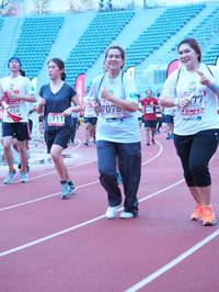 BIB: 458, 7078, 5711
                            <button type="button" onclick="openModal(5931698)" class="btn btn-primary btn-sm float-right btn-popup" data-toggle="modal" data-target=".modal-high-quality">
                        <i class="fas fa-shopping-cart"></i> Add to Cart
                    </button>
                                            <button type="button" onclick="isThisMe(5931698, true)" class="btn btn-success btn-sm float-right btn-popup btn-isme hidden" data-toggle="tooltip" data-placement="bottom" title="นี่คือรูปของคุณใช่ไหม คลิกที่นี่เพื่อเอาเข้าอัลบั้ม">
                        <i class="fas fa-plus"></i> Add to album
                    </button>
                    <button type="button" onclick="isThisMe(5931698, false)" class="btn btn-warning btn-sm float-right btn-popup btn-isnotme hidden">
                        <i class="fas fa-ban"></i> Remove from album
                    </button>