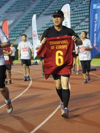 BIB: 
                            <button type="button" onclick="openModal(5914495)" class="btn btn-primary btn-sm float-right btn-popup" data-toggle="modal" data-target=".modal-high-quality">
                        <i class="fas fa-shopping-cart"></i> Add to Cart
                    </button>
                                            <button type="button" onclick="isThisMe(5914495, true)" class="btn btn-success btn-sm float-right btn-popup btn-isme hidden" data-toggle="tooltip" data-placement="bottom" title="นี่คือรูปของคุณใช่ไหม คลิกที่นี่เพื่อเอาเข้าอัลบั้ม">
                        <i class="fas fa-plus"></i> Add to album
                    </button>
                    <button type="button" onclick="isThisMe(5914495, false)" class="btn btn-warning btn-sm float-right btn-popup btn-isnotme hidden">
                        <i class="fas fa-ban"></i> Remove from album
                    </button>