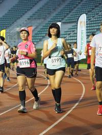 BIB: 8197, 8196
                            <button type="button" onclick="openModal(5912932)" class="btn btn-primary btn-sm float-right btn-popup" data-toggle="modal" data-target=".modal-high-quality">
                        <i class="fas fa-shopping-cart"></i> Add to Cart
                    </button>
                                            <button type="button" onclick="isThisMe(5912932, true)" class="btn btn-success btn-sm float-right btn-popup btn-isme hidden" data-toggle="tooltip" data-placement="bottom" title="นี่คือรูปของคุณใช่ไหม คลิกที่นี่เพื่อเอาเข้าอัลบั้ม">
                        <i class="fas fa-plus"></i> Add to album
                    </button>
                    <button type="button" onclick="isThisMe(5912932, false)" class="btn btn-warning btn-sm float-right btn-popup btn-isnotme hidden">
                        <i class="fas fa-ban"></i> Remove from album
                    </button>