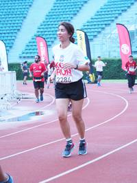 BIB: 2286
                            <button type="button" onclick="openModal(5937012)" class="btn btn-primary btn-sm float-right btn-popup" data-toggle="modal" data-target=".modal-high-quality">
                        <i class="fas fa-shopping-cart"></i> Add to Cart
                    </button>
                                            <button type="button" onclick="isThisMe(5937012, true)" class="btn btn-success btn-sm float-right btn-popup btn-isme hidden" data-toggle="tooltip" data-placement="bottom" title="นี่คือรูปของคุณใช่ไหม คลิกที่นี่เพื่อเอาเข้าอัลบั้ม">
                        <i class="fas fa-plus"></i> Add to album
                    </button>
                    <button type="button" onclick="isThisMe(5937012, false)" class="btn btn-warning btn-sm float-right btn-popup btn-isnotme hidden">
                        <i class="fas fa-ban"></i> Remove from album
                    </button>