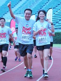 BIB: 6812, 5810, 6811
                            <button type="button" onclick="openModal(5930979)" class="btn btn-primary btn-sm float-right btn-popup" data-toggle="modal" data-target=".modal-high-quality">
                        <i class="fas fa-shopping-cart"></i> Add to Cart
                    </button>
                                            <button type="button" onclick="isThisMe(5930979, true)" class="btn btn-success btn-sm float-right btn-popup btn-isme hidden" data-toggle="tooltip" data-placement="bottom" title="นี่คือรูปของคุณใช่ไหม คลิกที่นี่เพื่อเอาเข้าอัลบั้ม">
                        <i class="fas fa-plus"></i> Add to album
                    </button>
                    <button type="button" onclick="isThisMe(5930979, false)" class="btn btn-warning btn-sm float-right btn-popup btn-isnotme hidden">
                        <i class="fas fa-ban"></i> Remove from album
                    </button>