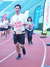 BIB: 1225
                            <button type="button" onclick="openModal(5935029)" class="btn btn-primary btn-sm float-right btn-popup" data-toggle="modal" data-target=".modal-high-quality">
                        <i class="fas fa-shopping-cart"></i> Add to Cart
                    </button>
                                            <button type="button" onclick="isThisMe(5935029, true)" class="btn btn-success btn-sm float-right btn-popup btn-isme hidden" data-toggle="tooltip" data-placement="bottom" title="นี่คือรูปของคุณใช่ไหม คลิกที่นี่เพื่อเอาเข้าอัลบั้ม">
                        <i class="fas fa-plus"></i> Add to album
                    </button>
                    <button type="button" onclick="isThisMe(5935029, false)" class="btn btn-warning btn-sm float-right btn-popup btn-isnotme hidden">
                        <i class="fas fa-ban"></i> Remove from album
                    </button>