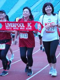 BIB: 229, 3153, 151
                            <button type="button" onclick="openModal(5918824)" class="btn btn-primary btn-sm float-right btn-popup" data-toggle="modal" data-target=".modal-high-quality">
                        <i class="fas fa-shopping-cart"></i> Add to Cart
                    </button>
                                            <button type="button" onclick="isThisMe(5918824, true)" class="btn btn-success btn-sm float-right btn-popup btn-isme hidden" data-toggle="tooltip" data-placement="bottom" title="นี่คือรูปของคุณใช่ไหม คลิกที่นี่เพื่อเอาเข้าอัลบั้ม">
                        <i class="fas fa-plus"></i> Add to album
                    </button>
                    <button type="button" onclick="isThisMe(5918824, false)" class="btn btn-warning btn-sm float-right btn-popup btn-isnotme hidden">
                        <i class="fas fa-ban"></i> Remove from album
                    </button>