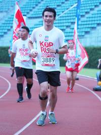 BIB: 1179, 201, 3889
                            <button type="button" onclick="openModal(5935440)" class="btn btn-primary btn-sm float-right btn-popup" data-toggle="modal" data-target=".modal-high-quality">
                        <i class="fas fa-shopping-cart"></i> Add to Cart
                    </button>
                                            <button type="button" onclick="isThisMe(5935440, true)" class="btn btn-success btn-sm float-right btn-popup btn-isme hidden" data-toggle="tooltip" data-placement="bottom" title="นี่คือรูปของคุณใช่ไหม คลิกที่นี่เพื่อเอาเข้าอัลบั้ม">
                        <i class="fas fa-plus"></i> Add to album
                    </button>
                    <button type="button" onclick="isThisMe(5935440, false)" class="btn btn-warning btn-sm float-right btn-popup btn-isnotme hidden">
                        <i class="fas fa-ban"></i> Remove from album
                    </button>