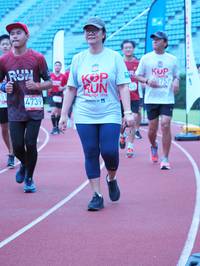 BIB: 875, 2010, 4739
                            <button type="button" onclick="openModal(5928554)" class="btn btn-primary btn-sm float-right btn-popup" data-toggle="modal" data-target=".modal-high-quality">
                        <i class="fas fa-shopping-cart"></i> Add to Cart
                    </button>
                                            <button type="button" onclick="isThisMe(5928554, true)" class="btn btn-success btn-sm float-right btn-popup btn-isme hidden" data-toggle="tooltip" data-placement="bottom" title="นี่คือรูปของคุณใช่ไหม คลิกที่นี่เพื่อเอาเข้าอัลบั้ม">
                        <i class="fas fa-plus"></i> Add to album
                    </button>
                    <button type="button" onclick="isThisMe(5928554, false)" class="btn btn-warning btn-sm float-right btn-popup btn-isnotme hidden">
                        <i class="fas fa-ban"></i> Remove from album
                    </button>