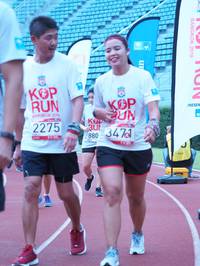 BIB: 880, 347, 2275, 2019
                            <button type="button" onclick="openModal(5933836)" class="btn btn-primary btn-sm float-right btn-popup" data-toggle="modal" data-target=".modal-high-quality">
                        <i class="fas fa-shopping-cart"></i> Add to Cart
                    </button>
                                            <button type="button" onclick="isThisMe(5933836, true)" class="btn btn-success btn-sm float-right btn-popup btn-isme hidden" data-toggle="tooltip" data-placement="bottom" title="นี่คือรูปของคุณใช่ไหม คลิกที่นี่เพื่อเอาเข้าอัลบั้ม">
                        <i class="fas fa-plus"></i> Add to album
                    </button>
                    <button type="button" onclick="isThisMe(5933836, false)" class="btn btn-warning btn-sm float-right btn-popup btn-isnotme hidden">
                        <i class="fas fa-ban"></i> Remove from album
                    </button>