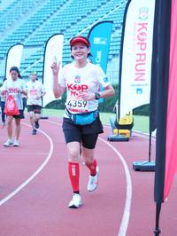 BIB: 4359
                            <button type="button" onclick="openModal(5934798)" class="btn btn-primary btn-sm float-right btn-popup" data-toggle="modal" data-target=".modal-high-quality">
                        <i class="fas fa-shopping-cart"></i> Add to Cart
                    </button>
                                            <button type="button" onclick="isThisMe(5934798, true)" class="btn btn-success btn-sm float-right btn-popup btn-isme hidden" data-toggle="tooltip" data-placement="bottom" title="นี่คือรูปของคุณใช่ไหม คลิกที่นี่เพื่อเอาเข้าอัลบั้ม">
                        <i class="fas fa-plus"></i> Add to album
                    </button>
                    <button type="button" onclick="isThisMe(5934798, false)" class="btn btn-warning btn-sm float-right btn-popup btn-isnotme hidden">
                        <i class="fas fa-ban"></i> Remove from album
                    </button>