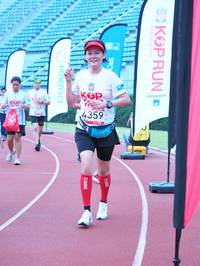 BIB: 4359
                            <button type="button" onclick="openModal(5934789)" class="btn btn-primary btn-sm float-right btn-popup" data-toggle="modal" data-target=".modal-high-quality">
                        <i class="fas fa-shopping-cart"></i> Add to Cart
                    </button>
                                            <button type="button" onclick="isThisMe(5934789, true)" class="btn btn-success btn-sm float-right btn-popup btn-isme hidden" data-toggle="tooltip" data-placement="bottom" title="นี่คือรูปของคุณใช่ไหม คลิกที่นี่เพื่อเอาเข้าอัลบั้ม">
                        <i class="fas fa-plus"></i> Add to album
                    </button>
                    <button type="button" onclick="isThisMe(5934789, false)" class="btn btn-warning btn-sm float-right btn-popup btn-isnotme hidden">
                        <i class="fas fa-ban"></i> Remove from album
                    </button>