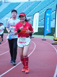 BIB: 3108
                            <button type="button" onclick="openModal(5935397)" class="btn btn-primary btn-sm float-right btn-popup" data-toggle="modal" data-target=".modal-high-quality">
                        <i class="fas fa-shopping-cart"></i> Add to Cart
                    </button>
                                            <button type="button" onclick="isThisMe(5935397, true)" class="btn btn-success btn-sm float-right btn-popup btn-isme hidden" data-toggle="tooltip" data-placement="bottom" title="นี่คือรูปของคุณใช่ไหม คลิกที่นี่เพื่อเอาเข้าอัลบั้ม">
                        <i class="fas fa-plus"></i> Add to album
                    </button>
                    <button type="button" onclick="isThisMe(5935397, false)" class="btn btn-warning btn-sm float-right btn-popup btn-isnotme hidden">
                        <i class="fas fa-ban"></i> Remove from album
                    </button>