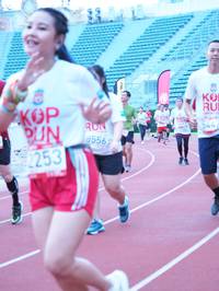 BIB: 2253, 544, 8556
                            <button type="button" onclick="openModal(5933404)" class="btn btn-primary btn-sm float-right btn-popup" data-toggle="modal" data-target=".modal-high-quality">
                        <i class="fas fa-shopping-cart"></i> Add to Cart
                    </button>
                                            <button type="button" onclick="isThisMe(5933404, true)" class="btn btn-success btn-sm float-right btn-popup btn-isme hidden" data-toggle="tooltip" data-placement="bottom" title="นี่คือรูปของคุณใช่ไหม คลิกที่นี่เพื่อเอาเข้าอัลบั้ม">
                        <i class="fas fa-plus"></i> Add to album
                    </button>
                    <button type="button" onclick="isThisMe(5933404, false)" class="btn btn-warning btn-sm float-right btn-popup btn-isnotme hidden">
                        <i class="fas fa-ban"></i> Remove from album
                    </button>