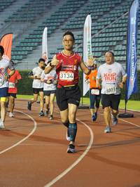 BIB: 3134, 328, 6427, 8371, 2407
                            <button type="button" onclick="openModal(5925848)" class="btn btn-primary btn-sm float-right btn-popup" data-toggle="modal" data-target=".modal-high-quality">
                        <i class="fas fa-shopping-cart"></i> Add to Cart
                    </button>
                                            <button type="button" onclick="isThisMe(5925848, true)" class="btn btn-success btn-sm float-right btn-popup btn-isme hidden" data-toggle="tooltip" data-placement="bottom" title="นี่คือรูปของคุณใช่ไหม คลิกที่นี่เพื่อเอาเข้าอัลบั้ม">
                        <i class="fas fa-plus"></i> Add to album
                    </button>
                    <button type="button" onclick="isThisMe(5925848, false)" class="btn btn-warning btn-sm float-right btn-popup btn-isnotme hidden">
                        <i class="fas fa-ban"></i> Remove from album
                    </button>