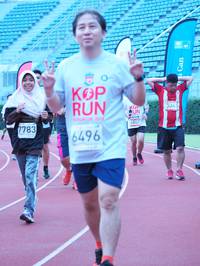 BIB: 3045, 807, 7783, 6496
                            <button type="button" onclick="openModal(5928827)" class="btn btn-primary btn-sm float-right btn-popup" data-toggle="modal" data-target=".modal-high-quality">
                        <i class="fas fa-shopping-cart"></i> Add to Cart
                    </button>
                                            <button type="button" onclick="isThisMe(5928827, true)" class="btn btn-success btn-sm float-right btn-popup btn-isme hidden" data-toggle="tooltip" data-placement="bottom" title="นี่คือรูปของคุณใช่ไหม คลิกที่นี่เพื่อเอาเข้าอัลบั้ม">
                        <i class="fas fa-plus"></i> Add to album
                    </button>
                    <button type="button" onclick="isThisMe(5928827, false)" class="btn btn-warning btn-sm float-right btn-popup btn-isnotme hidden">
                        <i class="fas fa-ban"></i> Remove from album
                    </button>