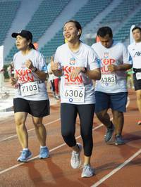 BIB: 6383, 7103, 6306
                            <button type="button" onclick="openModal(5914465)" class="btn btn-primary btn-sm float-right btn-popup" data-toggle="modal" data-target=".modal-high-quality">
                        <i class="fas fa-shopping-cart"></i> Add to Cart
                    </button>
                                            <button type="button" onclick="isThisMe(5914465, true)" class="btn btn-success btn-sm float-right btn-popup btn-isme hidden" data-toggle="tooltip" data-placement="bottom" title="นี่คือรูปของคุณใช่ไหม คลิกที่นี่เพื่อเอาเข้าอัลบั้ม">
                        <i class="fas fa-plus"></i> Add to album
                    </button>
                    <button type="button" onclick="isThisMe(5914465, false)" class="btn btn-warning btn-sm float-right btn-popup btn-isnotme hidden">
                        <i class="fas fa-ban"></i> Remove from album
                    </button>