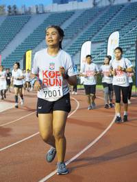 BIB: 7001, 6233
                            <button type="button" onclick="openModal(5916583)" class="btn btn-primary btn-sm float-right btn-popup" data-toggle="modal" data-target=".modal-high-quality">
                        <i class="fas fa-shopping-cart"></i> Add to Cart
                    </button>
                                            <button type="button" onclick="isThisMe(5916583, true)" class="btn btn-success btn-sm float-right btn-popup btn-isme hidden" data-toggle="tooltip" data-placement="bottom" title="นี่คือรูปของคุณใช่ไหม คลิกที่นี่เพื่อเอาเข้าอัลบั้ม">
                        <i class="fas fa-plus"></i> Add to album
                    </button>
                    <button type="button" onclick="isThisMe(5916583, false)" class="btn btn-warning btn-sm float-right btn-popup btn-isnotme hidden">
                        <i class="fas fa-ban"></i> Remove from album
                    </button>