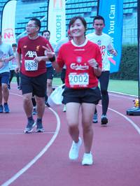 BIB: 8638, 2002
                            <button type="button" onclick="openModal(5927048)" class="btn btn-primary btn-sm float-right btn-popup" data-toggle="modal" data-target=".modal-high-quality">
                        <i class="fas fa-shopping-cart"></i> Add to Cart
                    </button>
                                            <button type="button" onclick="isThisMe(5927048, true)" class="btn btn-success btn-sm float-right btn-popup btn-isme hidden" data-toggle="tooltip" data-placement="bottom" title="นี่คือรูปของคุณใช่ไหม คลิกที่นี่เพื่อเอาเข้าอัลบั้ม">
                        <i class="fas fa-plus"></i> Add to album
                    </button>
                    <button type="button" onclick="isThisMe(5927048, false)" class="btn btn-warning btn-sm float-right btn-popup btn-isnotme hidden">
                        <i class="fas fa-ban"></i> Remove from album
                    </button>