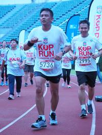 BIB: 2995, 041, 5172, 5736, 2914
                            <button type="button" onclick="openModal(5923308)" class="btn btn-primary btn-sm float-right btn-popup" data-toggle="modal" data-target=".modal-high-quality">
                        <i class="fas fa-shopping-cart"></i> Add to Cart
                    </button>
                                            <button type="button" onclick="isThisMe(5923308, true)" class="btn btn-success btn-sm float-right btn-popup btn-isme hidden" data-toggle="tooltip" data-placement="bottom" title="นี่คือรูปของคุณใช่ไหม คลิกที่นี่เพื่อเอาเข้าอัลบั้ม">
                        <i class="fas fa-plus"></i> Add to album
                    </button>
                    <button type="button" onclick="isThisMe(5923308, false)" class="btn btn-warning btn-sm float-right btn-popup btn-isnotme hidden">
                        <i class="fas fa-ban"></i> Remove from album
                    </button>