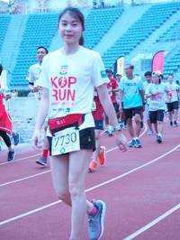 BIB: 7730
                            <button type="button" onclick="openModal(5928035)" class="btn btn-primary btn-sm float-right btn-popup" data-toggle="modal" data-target=".modal-high-quality">
                        <i class="fas fa-shopping-cart"></i> Add to Cart
                    </button>
                                            <button type="button" onclick="isThisMe(5928035, true)" class="btn btn-success btn-sm float-right btn-popup btn-isme hidden" data-toggle="tooltip" data-placement="bottom" title="นี่คือรูปของคุณใช่ไหม คลิกที่นี่เพื่อเอาเข้าอัลบั้ม">
                        <i class="fas fa-plus"></i> Add to album
                    </button>
                    <button type="button" onclick="isThisMe(5928035, false)" class="btn btn-warning btn-sm float-right btn-popup btn-isnotme hidden">
                        <i class="fas fa-ban"></i> Remove from album
                    </button>