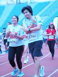 BIB: 2019, 6147, 6146
                            <button type="button" onclick="openModal(5919906)" class="btn btn-primary btn-sm float-right btn-popup" data-toggle="modal" data-target=".modal-high-quality">
                        <i class="fas fa-shopping-cart"></i> Add to Cart
                    </button>
                                            <button type="button" onclick="isThisMe(5919906, true)" class="btn btn-success btn-sm float-right btn-popup btn-isme hidden" data-toggle="tooltip" data-placement="bottom" title="นี่คือรูปของคุณใช่ไหม คลิกที่นี่เพื่อเอาเข้าอัลบั้ม">
                        <i class="fas fa-plus"></i> Add to album
                    </button>
                    <button type="button" onclick="isThisMe(5919906, false)" class="btn btn-warning btn-sm float-right btn-popup btn-isnotme hidden">
                        <i class="fas fa-ban"></i> Remove from album
                    </button>