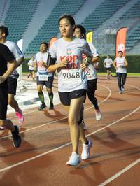 BIB: 9048, 17454
                            <button type="button" onclick="openModal(5913079)" class="btn btn-primary btn-sm float-right btn-popup" data-toggle="modal" data-target=".modal-high-quality">
                        <i class="fas fa-shopping-cart"></i> Add to Cart
                    </button>
                                            <button type="button" onclick="isThisMe(5913079, true)" class="btn btn-success btn-sm float-right btn-popup btn-isme hidden" data-toggle="tooltip" data-placement="bottom" title="นี่คือรูปของคุณใช่ไหม คลิกที่นี่เพื่อเอาเข้าอัลบั้ม">
                        <i class="fas fa-plus"></i> Add to album
                    </button>
                    <button type="button" onclick="isThisMe(5913079, false)" class="btn btn-warning btn-sm float-right btn-popup btn-isnotme hidden">
                        <i class="fas fa-ban"></i> Remove from album
                    </button>