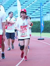 BIB: 4008, 2019, 1631
                            <button type="button" onclick="openModal(5936862)" class="btn btn-primary btn-sm float-right btn-popup" data-toggle="modal" data-target=".modal-high-quality">
                        <i class="fas fa-shopping-cart"></i> Add to Cart
                    </button>
                                            <button type="button" onclick="isThisMe(5936862, true)" class="btn btn-success btn-sm float-right btn-popup btn-isme hidden" data-toggle="tooltip" data-placement="bottom" title="นี่คือรูปของคุณใช่ไหม คลิกที่นี่เพื่อเอาเข้าอัลบั้ม">
                        <i class="fas fa-plus"></i> Add to album
                    </button>
                    <button type="button" onclick="isThisMe(5936862, false)" class="btn btn-warning btn-sm float-right btn-popup btn-isnotme hidden">
                        <i class="fas fa-ban"></i> Remove from album
                    </button>