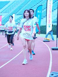 BIB: 6776
                            <button type="button" onclick="openModal(5926131)" class="btn btn-primary btn-sm float-right btn-popup" data-toggle="modal" data-target=".modal-high-quality">
                        <i class="fas fa-shopping-cart"></i> Add to Cart
                    </button>
                                            <button type="button" onclick="isThisMe(5926131, true)" class="btn btn-success btn-sm float-right btn-popup btn-isme hidden" data-toggle="tooltip" data-placement="bottom" title="นี่คือรูปของคุณใช่ไหม คลิกที่นี่เพื่อเอาเข้าอัลบั้ม">
                        <i class="fas fa-plus"></i> Add to album
                    </button>
                    <button type="button" onclick="isThisMe(5926131, false)" class="btn btn-warning btn-sm float-right btn-popup btn-isnotme hidden">
                        <i class="fas fa-ban"></i> Remove from album
                    </button>