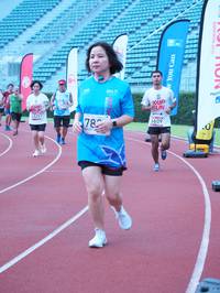 BIB: 4329, 5609, 201
                            <button type="button" onclick="openModal(5935739)" class="btn btn-primary btn-sm float-right btn-popup" data-toggle="modal" data-target=".modal-high-quality">
                        <i class="fas fa-shopping-cart"></i> Add to Cart
                    </button>
                                            <button type="button" onclick="isThisMe(5935739, true)" class="btn btn-success btn-sm float-right btn-popup btn-isme hidden" data-toggle="tooltip" data-placement="bottom" title="นี่คือรูปของคุณใช่ไหม คลิกที่นี่เพื่อเอาเข้าอัลบั้ม">
                        <i class="fas fa-plus"></i> Add to album
                    </button>
                    <button type="button" onclick="isThisMe(5935739, false)" class="btn btn-warning btn-sm float-right btn-popup btn-isnotme hidden">
                        <i class="fas fa-ban"></i> Remove from album
                    </button>