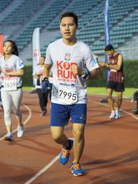 BIB: 201, 7639, 7995
                            <button type="button" onclick="openModal(5914190)" class="btn btn-primary btn-sm float-right btn-popup" data-toggle="modal" data-target=".modal-high-quality">
                        <i class="fas fa-shopping-cart"></i> Add to Cart
                    </button>
                                            <button type="button" onclick="isThisMe(5914190, true)" class="btn btn-success btn-sm float-right btn-popup btn-isme hidden" data-toggle="tooltip" data-placement="bottom" title="นี่คือรูปของคุณใช่ไหม คลิกที่นี่เพื่อเอาเข้าอัลบั้ม">
                        <i class="fas fa-plus"></i> Add to album
                    </button>
                    <button type="button" onclick="isThisMe(5914190, false)" class="btn btn-warning btn-sm float-right btn-popup btn-isnotme hidden">
                        <i class="fas fa-ban"></i> Remove from album
                    </button>