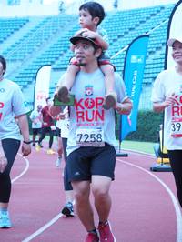 BIB: 2019, 7258
                            <button type="button" onclick="openModal(5931766)" class="btn btn-primary btn-sm float-right btn-popup" data-toggle="modal" data-target=".modal-high-quality">
                        <i class="fas fa-shopping-cart"></i> Add to Cart
                    </button>
                                            <button type="button" onclick="isThisMe(5931766, true)" class="btn btn-success btn-sm float-right btn-popup btn-isme hidden" data-toggle="tooltip" data-placement="bottom" title="นี่คือรูปของคุณใช่ไหม คลิกที่นี่เพื่อเอาเข้าอัลบั้ม">
                        <i class="fas fa-plus"></i> Add to album
                    </button>
                    <button type="button" onclick="isThisMe(5931766, false)" class="btn btn-warning btn-sm float-right btn-popup btn-isnotme hidden">
                        <i class="fas fa-ban"></i> Remove from album
                    </button>