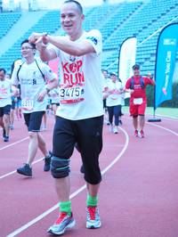 BIB: 3475, 294, 2311
                            <button type="button" onclick="openModal(5929881)" class="btn btn-primary btn-sm float-right btn-popup" data-toggle="modal" data-target=".modal-high-quality">
                        <i class="fas fa-shopping-cart"></i> Add to Cart
                    </button>
                                            <button type="button" onclick="isThisMe(5929881, true)" class="btn btn-success btn-sm float-right btn-popup btn-isme hidden" data-toggle="tooltip" data-placement="bottom" title="นี่คือรูปของคุณใช่ไหม คลิกที่นี่เพื่อเอาเข้าอัลบั้ม">
                        <i class="fas fa-plus"></i> Add to album
                    </button>
                    <button type="button" onclick="isThisMe(5929881, false)" class="btn btn-warning btn-sm float-right btn-popup btn-isnotme hidden">
                        <i class="fas fa-ban"></i> Remove from album
                    </button>