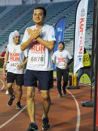 BIB: 6827, 8878, 2010
                            <button type="button" onclick="openModal(5913321)" class="btn btn-primary btn-sm float-right btn-popup" data-toggle="modal" data-target=".modal-high-quality">
                        <i class="fas fa-shopping-cart"></i> Add to Cart
                    </button>
                                            <button type="button" onclick="isThisMe(5913321, true)" class="btn btn-success btn-sm float-right btn-popup btn-isme hidden" data-toggle="tooltip" data-placement="bottom" title="นี่คือรูปของคุณใช่ไหม คลิกที่นี่เพื่อเอาเข้าอัลบั้ม">
                        <i class="fas fa-plus"></i> Add to album
                    </button>
                    <button type="button" onclick="isThisMe(5913321, false)" class="btn btn-warning btn-sm float-right btn-popup btn-isnotme hidden">
                        <i class="fas fa-ban"></i> Remove from album
                    </button>