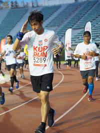 BIB: 5289, 3010
                            <button type="button" onclick="openModal(5916014)" class="btn btn-primary btn-sm float-right btn-popup" data-toggle="modal" data-target=".modal-high-quality">
                        <i class="fas fa-shopping-cart"></i> Add to Cart
                    </button>
                                            <button type="button" onclick="isThisMe(5916014, true)" class="btn btn-success btn-sm float-right btn-popup btn-isme hidden" data-toggle="tooltip" data-placement="bottom" title="นี่คือรูปของคุณใช่ไหม คลิกที่นี่เพื่อเอาเข้าอัลบั้ม">
                        <i class="fas fa-plus"></i> Add to album
                    </button>
                    <button type="button" onclick="isThisMe(5916014, false)" class="btn btn-warning btn-sm float-right btn-popup btn-isnotme hidden">
                        <i class="fas fa-ban"></i> Remove from album
                    </button>