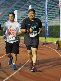 BIB: 569, 6790
                            <button type="button" onclick="openModal(5912309)" class="btn btn-primary btn-sm float-right btn-popup" data-toggle="modal" data-target=".modal-high-quality">
                        <i class="fas fa-shopping-cart"></i> Add to Cart
                    </button>
                                            <button type="button" onclick="isThisMe(5912309, true)" class="btn btn-success btn-sm float-right btn-popup btn-isme hidden" data-toggle="tooltip" data-placement="bottom" title="นี่คือรูปของคุณใช่ไหม คลิกที่นี่เพื่อเอาเข้าอัลบั้ม">
                        <i class="fas fa-plus"></i> Add to album
                    </button>
                    <button type="button" onclick="isThisMe(5912309, false)" class="btn btn-warning btn-sm float-right btn-popup btn-isnotme hidden">
                        <i class="fas fa-ban"></i> Remove from album
                    </button>