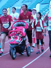 BIB: 7021, 7022, 
                            <button type="button" onclick="openModal(5927386)" class="btn btn-primary btn-sm float-right btn-popup" data-toggle="modal" data-target=".modal-high-quality">
                        <i class="fas fa-shopping-cart"></i> Add to Cart
                    </button>
                                            <button type="button" onclick="isThisMe(5927386, true)" class="btn btn-success btn-sm float-right btn-popup btn-isme hidden" data-toggle="tooltip" data-placement="bottom" title="นี่คือรูปของคุณใช่ไหม คลิกที่นี่เพื่อเอาเข้าอัลบั้ม">
                        <i class="fas fa-plus"></i> Add to album
                    </button>
                    <button type="button" onclick="isThisMe(5927386, false)" class="btn btn-warning btn-sm float-right btn-popup btn-isnotme hidden">
                        <i class="fas fa-ban"></i> Remove from album
                    </button>