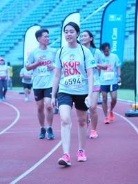 BIB: 8454, 6594
                            <button type="button" onclick="openModal(5918961)" class="btn btn-primary btn-sm float-right btn-popup" data-toggle="modal" data-target=".modal-high-quality">
                        <i class="fas fa-shopping-cart"></i> Add to Cart
                    </button>
                                            <button type="button" onclick="isThisMe(5918961, true)" class="btn btn-success btn-sm float-right btn-popup btn-isme hidden" data-toggle="tooltip" data-placement="bottom" title="นี่คือรูปของคุณใช่ไหม คลิกที่นี่เพื่อเอาเข้าอัลบั้ม">
                        <i class="fas fa-plus"></i> Add to album
                    </button>
                    <button type="button" onclick="isThisMe(5918961, false)" class="btn btn-warning btn-sm float-right btn-popup btn-isnotme hidden">
                        <i class="fas fa-ban"></i> Remove from album
                    </button>