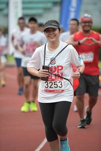 BIB: 4308, 3253
                            <button type="button" onclick="openModal(6037894)" class="btn btn-primary btn-sm float-right btn-popup" data-toggle="modal" data-target=".modal-high-quality">
                        <i class="fas fa-shopping-cart"></i> Add to Cart
                    </button>
                                            <button type="button" onclick="isThisMe(6037894, true)" class="btn btn-success btn-sm float-right btn-popup btn-isme hidden" data-toggle="tooltip" data-placement="bottom" title="นี่คือรูปของคุณใช่ไหม คลิกที่นี่เพื่อเอาเข้าอัลบั้ม">
                        <i class="fas fa-plus"></i> Add to album
                    </button>
                    <button type="button" onclick="isThisMe(6037894, false)" class="btn btn-warning btn-sm float-right btn-popup btn-isnotme hidden">
                        <i class="fas fa-ban"></i> Remove from album
                    </button>