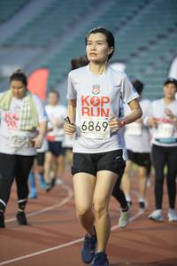 BIB: 6869, 758
                            <button type="button" onclick="openModal(6023352)" class="btn btn-primary btn-sm float-right btn-popup" data-toggle="modal" data-target=".modal-high-quality">
                        <i class="fas fa-shopping-cart"></i> Add to Cart
                    </button>
                                            <button type="button" onclick="isThisMe(6023352, true)" class="btn btn-success btn-sm float-right btn-popup btn-isme hidden" data-toggle="tooltip" data-placement="bottom" title="นี่คือรูปของคุณใช่ไหม คลิกที่นี่เพื่อเอาเข้าอัลบั้ม">
                        <i class="fas fa-plus"></i> Add to album
                    </button>
                    <button type="button" onclick="isThisMe(6023352, false)" class="btn btn-warning btn-sm float-right btn-popup btn-isnotme hidden">
                        <i class="fas fa-ban"></i> Remove from album
                    </button>