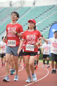 BIB: 6558, 296, 6559
                            <button type="button" onclick="openModal(6058165)" class="btn btn-primary btn-sm float-right btn-popup" data-toggle="modal" data-target=".modal-high-quality">
                        <i class="fas fa-shopping-cart"></i> Add to Cart
                    </button>
                                            <button type="button" onclick="isThisMe(6058165, true)" class="btn btn-success btn-sm float-right btn-popup btn-isme hidden" data-toggle="tooltip" data-placement="bottom" title="นี่คือรูปของคุณใช่ไหม คลิกที่นี่เพื่อเอาเข้าอัลบั้ม">
                        <i class="fas fa-plus"></i> Add to album
                    </button>
                    <button type="button" onclick="isThisMe(6058165, false)" class="btn btn-warning btn-sm float-right btn-popup btn-isnotme hidden">
                        <i class="fas fa-ban"></i> Remove from album
                    </button>