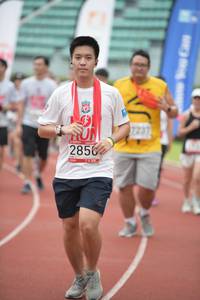 BIB: 2856
                            <button type="button" onclick="openModal(6043249)" class="btn btn-primary btn-sm float-right btn-popup" data-toggle="modal" data-target=".modal-high-quality">
                        <i class="fas fa-shopping-cart"></i> Add to Cart
                    </button>
                                            <button type="button" onclick="isThisMe(6043249, true)" class="btn btn-success btn-sm float-right btn-popup btn-isme hidden" data-toggle="tooltip" data-placement="bottom" title="นี่คือรูปของคุณใช่ไหม คลิกที่นี่เพื่อเอาเข้าอัลบั้ม">
                        <i class="fas fa-plus"></i> Add to album
                    </button>
                    <button type="button" onclick="isThisMe(6043249, false)" class="btn btn-warning btn-sm float-right btn-popup btn-isnotme hidden">
                        <i class="fas fa-ban"></i> Remove from album
                    </button>