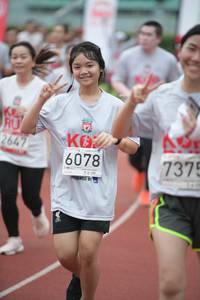 BIB: 2647, 6078, 7375
                            <button type="button" onclick="openModal(6033357)" class="btn btn-primary btn-sm float-right btn-popup" data-toggle="modal" data-target=".modal-high-quality">
                        <i class="fas fa-shopping-cart"></i> Add to Cart
                    </button>
                                            <button type="button" onclick="isThisMe(6033357, true)" class="btn btn-success btn-sm float-right btn-popup btn-isme hidden" data-toggle="tooltip" data-placement="bottom" title="นี่คือรูปของคุณใช่ไหม คลิกที่นี่เพื่อเอาเข้าอัลบั้ม">
                        <i class="fas fa-plus"></i> Add to album
                    </button>
                    <button type="button" onclick="isThisMe(6033357, false)" class="btn btn-warning btn-sm float-right btn-popup btn-isnotme hidden">
                        <i class="fas fa-ban"></i> Remove from album
                    </button>