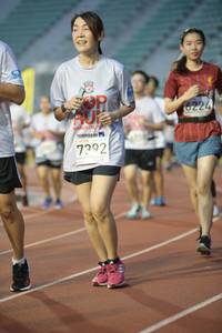 BIB: 6224, 7392, 
                            <button type="button" onclick="openModal(6022583)" class="btn btn-primary btn-sm float-right btn-popup" data-toggle="modal" data-target=".modal-high-quality">
                        <i class="fas fa-shopping-cart"></i> Add to Cart
                    </button>
                                            <button type="button" onclick="isThisMe(6022583, true)" class="btn btn-success btn-sm float-right btn-popup btn-isme hidden" data-toggle="tooltip" data-placement="bottom" title="นี่คือรูปของคุณใช่ไหม คลิกที่นี่เพื่อเอาเข้าอัลบั้ม">
                        <i class="fas fa-plus"></i> Add to album
                    </button>
                    <button type="button" onclick="isThisMe(6022583, false)" class="btn btn-warning btn-sm float-right btn-popup btn-isnotme hidden">
                        <i class="fas fa-ban"></i> Remove from album
                    </button>