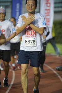 BIB: 201, 8878
                            <button type="button" onclick="openModal(6008631)" class="btn btn-primary btn-sm float-right btn-popup" data-toggle="modal" data-target=".modal-high-quality">
                        <i class="fas fa-shopping-cart"></i> Add to Cart
                    </button>
                                            <button type="button" onclick="isThisMe(6008631, true)" class="btn btn-success btn-sm float-right btn-popup btn-isme hidden" data-toggle="tooltip" data-placement="bottom" title="นี่คือรูปของคุณใช่ไหม คลิกที่นี่เพื่อเอาเข้าอัลบั้ม">
                        <i class="fas fa-plus"></i> Add to album
                    </button>
                    <button type="button" onclick="isThisMe(6008631, false)" class="btn btn-warning btn-sm float-right btn-popup btn-isnotme hidden">
                        <i class="fas fa-ban"></i> Remove from album
                    </button>