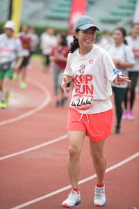 BIB: 4244
                            <button type="button" onclick="openModal(6042468)" class="btn btn-primary btn-sm float-right btn-popup" data-toggle="modal" data-target=".modal-high-quality">
                        <i class="fas fa-shopping-cart"></i> Add to Cart
                    </button>
                                            <button type="button" onclick="isThisMe(6042468, true)" class="btn btn-success btn-sm float-right btn-popup btn-isme hidden" data-toggle="tooltip" data-placement="bottom" title="นี่คือรูปของคุณใช่ไหม คลิกที่นี่เพื่อเอาเข้าอัลบั้ม">
                        <i class="fas fa-plus"></i> Add to album
                    </button>
                    <button type="button" onclick="isThisMe(6042468, false)" class="btn btn-warning btn-sm float-right btn-popup btn-isnotme hidden">
                        <i class="fas fa-ban"></i> Remove from album
                    </button>