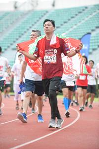 BIB: 4490
                            <button type="button" onclick="openModal(6053965)" class="btn btn-primary btn-sm float-right btn-popup" data-toggle="modal" data-target=".modal-high-quality">
                        <i class="fas fa-shopping-cart"></i> Add to Cart
                    </button>
                                            <button type="button" onclick="isThisMe(6053965, true)" class="btn btn-success btn-sm float-right btn-popup btn-isme hidden" data-toggle="tooltip" data-placement="bottom" title="นี่คือรูปของคุณใช่ไหม คลิกที่นี่เพื่อเอาเข้าอัลบั้ม">
                        <i class="fas fa-plus"></i> Add to album
                    </button>
                    <button type="button" onclick="isThisMe(6053965, false)" class="btn btn-warning btn-sm float-right btn-popup btn-isnotme hidden">
                        <i class="fas fa-ban"></i> Remove from album
                    </button>