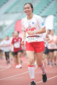 BIB: 304
                            <button type="button" onclick="openModal(6055403)" class="btn btn-primary btn-sm float-right btn-popup" data-toggle="modal" data-target=".modal-high-quality">
                        <i class="fas fa-shopping-cart"></i> Add to Cart
                    </button>
                                            <button type="button" onclick="isThisMe(6055403, true)" class="btn btn-success btn-sm float-right btn-popup btn-isme hidden" data-toggle="tooltip" data-placement="bottom" title="นี่คือรูปของคุณใช่ไหม คลิกที่นี่เพื่อเอาเข้าอัลบั้ม">
                        <i class="fas fa-plus"></i> Add to album
                    </button>
                    <button type="button" onclick="isThisMe(6055403, false)" class="btn btn-warning btn-sm float-right btn-popup btn-isnotme hidden">
                        <i class="fas fa-ban"></i> Remove from album
                    </button>