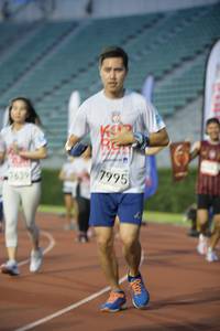 BIB: 7995, 7639
                            <button type="button" onclick="openModal(6014606)" class="btn btn-primary btn-sm float-right btn-popup" data-toggle="modal" data-target=".modal-high-quality">
                        <i class="fas fa-shopping-cart"></i> Add to Cart
                    </button>
                                            <button type="button" onclick="isThisMe(6014606, true)" class="btn btn-success btn-sm float-right btn-popup btn-isme hidden" data-toggle="tooltip" data-placement="bottom" title="นี่คือรูปของคุณใช่ไหม คลิกที่นี่เพื่อเอาเข้าอัลบั้ม">
                        <i class="fas fa-plus"></i> Add to album
                    </button>
                    <button type="button" onclick="isThisMe(6014606, false)" class="btn btn-warning btn-sm float-right btn-popup btn-isnotme hidden">
                        <i class="fas fa-ban"></i> Remove from album
                    </button>