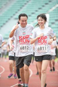 BIB: 2019, 6812, 6811
                            <button type="button" onclick="openModal(6052683)" class="btn btn-primary btn-sm float-right btn-popup" data-toggle="modal" data-target=".modal-high-quality">
                        <i class="fas fa-shopping-cart"></i> Add to Cart
                    </button>
                                            <button type="button" onclick="isThisMe(6052683, true)" class="btn btn-success btn-sm float-right btn-popup btn-isme hidden" data-toggle="tooltip" data-placement="bottom" title="นี่คือรูปของคุณใช่ไหม คลิกที่นี่เพื่อเอาเข้าอัลบั้ม">
                        <i class="fas fa-plus"></i> Add to album
                    </button>
                    <button type="button" onclick="isThisMe(6052683, false)" class="btn btn-warning btn-sm float-right btn-popup btn-isnotme hidden">
                        <i class="fas fa-ban"></i> Remove from album
                    </button>