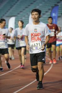 BIB: 6621, 393
                            <button type="button" onclick="openModal(6022440)" class="btn btn-primary btn-sm float-right btn-popup" data-toggle="modal" data-target=".modal-high-quality">
                        <i class="fas fa-shopping-cart"></i> Add to Cart
                    </button>
                                            <button type="button" onclick="isThisMe(6022440, true)" class="btn btn-success btn-sm float-right btn-popup btn-isme hidden" data-toggle="tooltip" data-placement="bottom" title="นี่คือรูปของคุณใช่ไหม คลิกที่นี่เพื่อเอาเข้าอัลบั้ม">
                        <i class="fas fa-plus"></i> Add to album
                    </button>
                    <button type="button" onclick="isThisMe(6022440, false)" class="btn btn-warning btn-sm float-right btn-popup btn-isnotme hidden">
                        <i class="fas fa-ban"></i> Remove from album
                    </button>