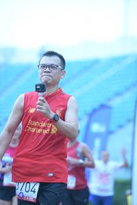 BIB: 704
                            <button type="button" onclick="openModal(6054617)" class="btn btn-primary btn-sm float-right btn-popup" data-toggle="modal" data-target=".modal-high-quality">
                        <i class="fas fa-shopping-cart"></i> Add to Cart
                    </button>
                                            <button type="button" onclick="isThisMe(6054617, true)" class="btn btn-success btn-sm float-right btn-popup btn-isme hidden" data-toggle="tooltip" data-placement="bottom" title="นี่คือรูปของคุณใช่ไหม คลิกที่นี่เพื่อเอาเข้าอัลบั้ม">
                        <i class="fas fa-plus"></i> Add to album
                    </button>
                    <button type="button" onclick="isThisMe(6054617, false)" class="btn btn-warning btn-sm float-right btn-popup btn-isnotme hidden">
                        <i class="fas fa-ban"></i> Remove from album
                    </button>