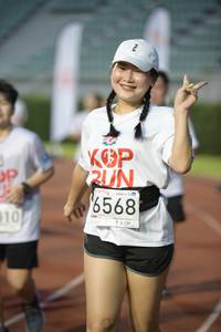 BIB: 6568
                            <button type="button" onclick="openModal(6009486)" class="btn btn-primary btn-sm float-right btn-popup" data-toggle="modal" data-target=".modal-high-quality">
                        <i class="fas fa-shopping-cart"></i> Add to Cart
                    </button>
                                            <button type="button" onclick="isThisMe(6009486, true)" class="btn btn-success btn-sm float-right btn-popup btn-isme hidden" data-toggle="tooltip" data-placement="bottom" title="นี่คือรูปของคุณใช่ไหม คลิกที่นี่เพื่อเอาเข้าอัลบั้ม">
                        <i class="fas fa-plus"></i> Add to album
                    </button>
                    <button type="button" onclick="isThisMe(6009486, false)" class="btn btn-warning btn-sm float-right btn-popup btn-isnotme hidden">
                        <i class="fas fa-ban"></i> Remove from album
                    </button>